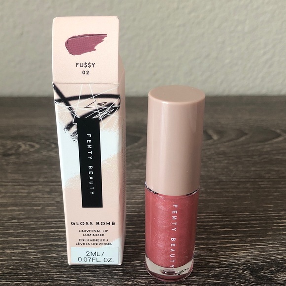 Fenty Beauty Other - ❤️$6 NWT Fenty Beauty Glass Bomb Universal Lip Luminzer in Fu$$y